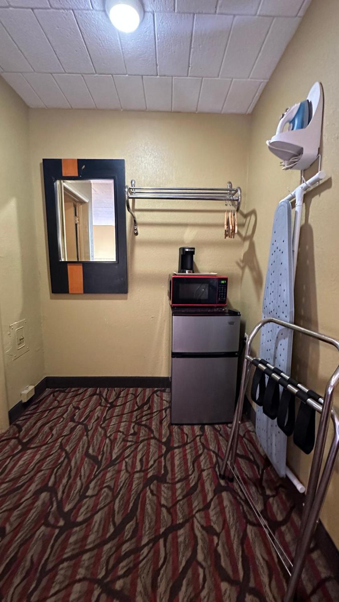 B'More Inn Motel Baltimore Ngoại thất bức ảnh